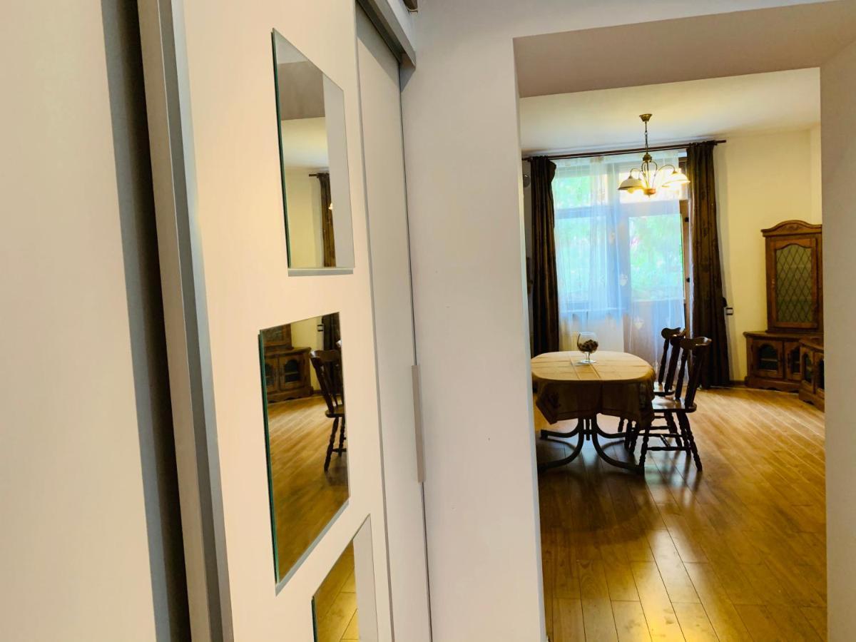 Maan Central Apartment Pet Friendly Location Brasov Ngoại thất bức ảnh