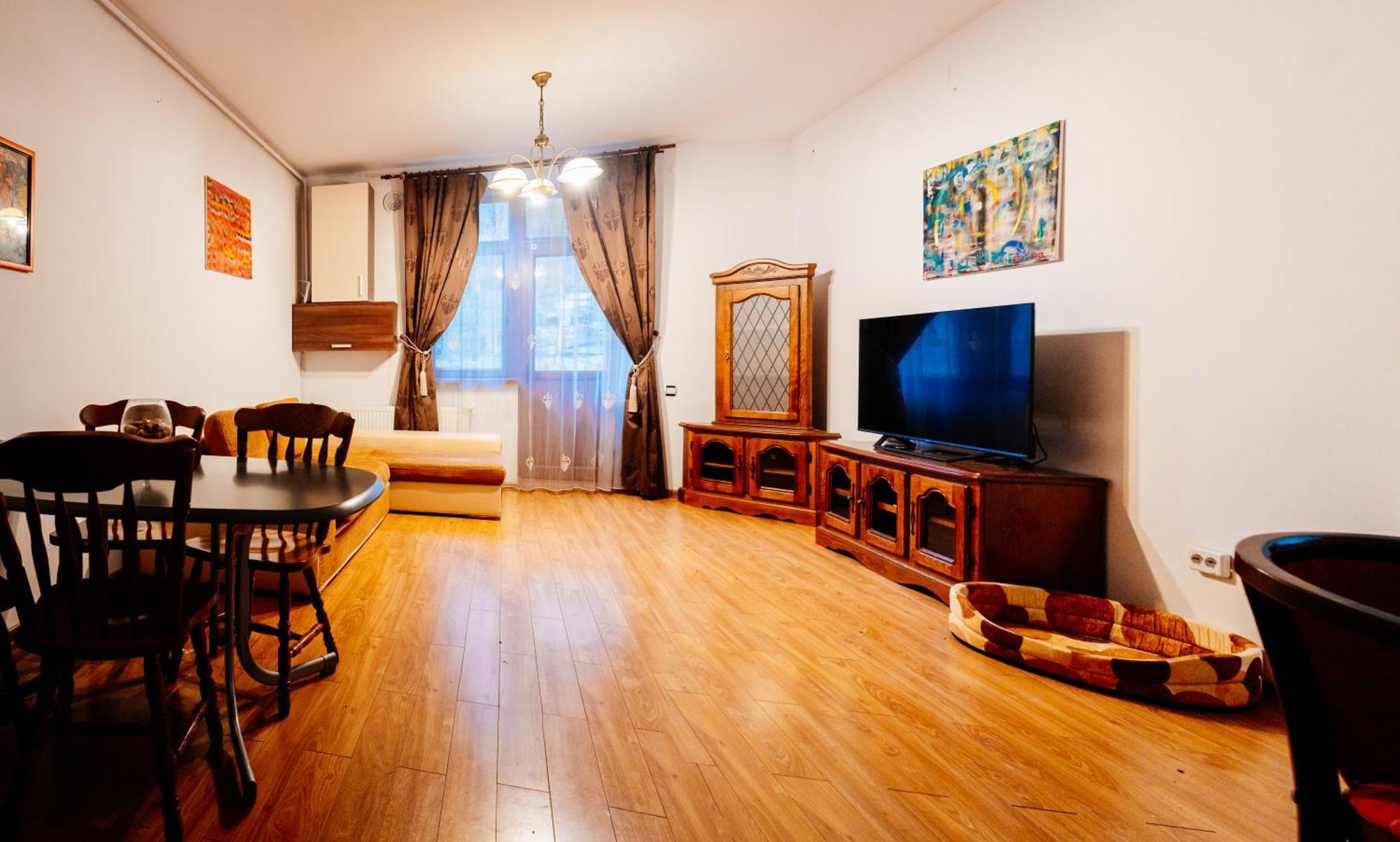Maan Central Apartment Pet Friendly Location Brasov Ngoại thất bức ảnh