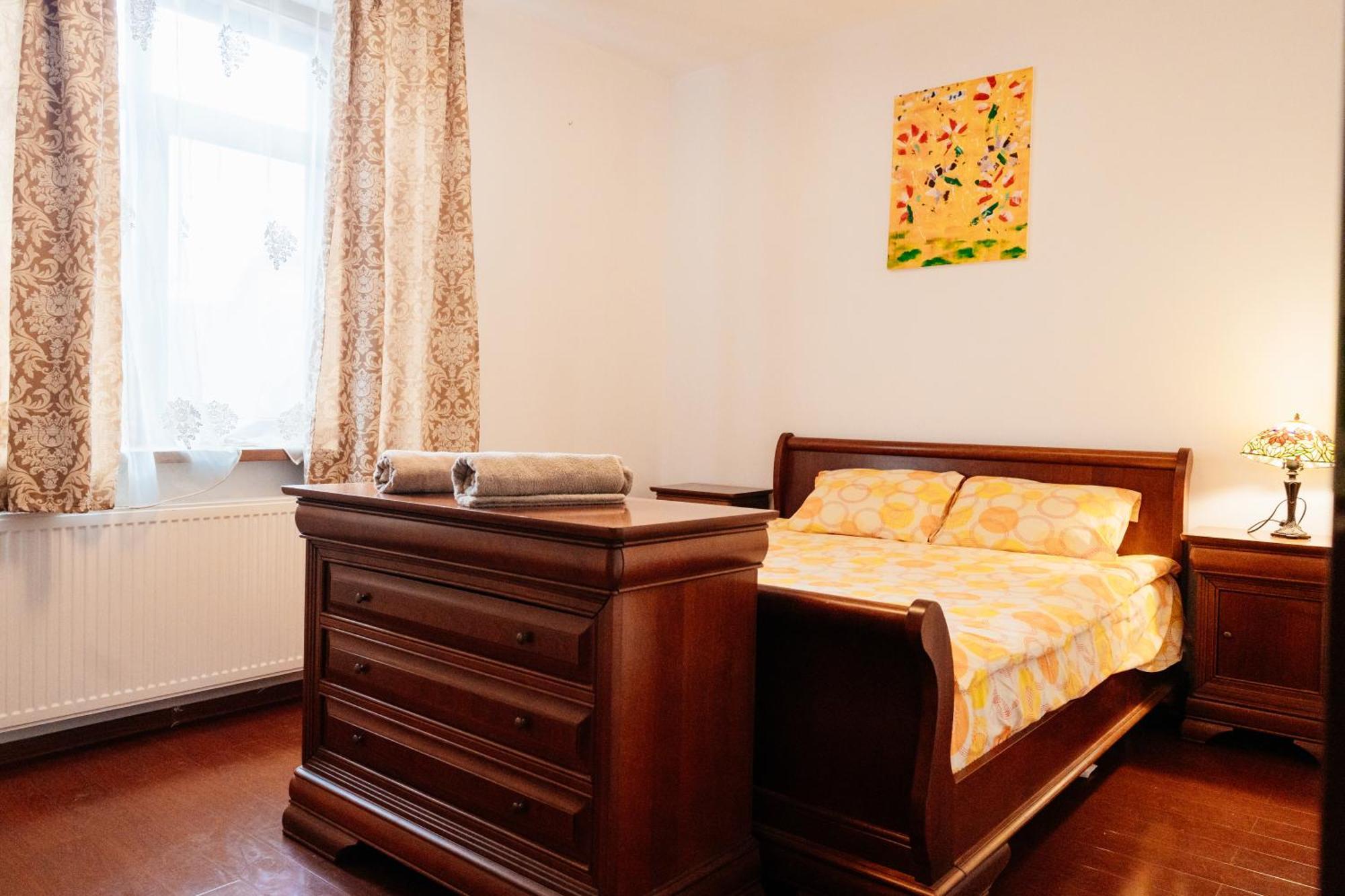 Maan Central Apartment Pet Friendly Location Brasov Ngoại thất bức ảnh