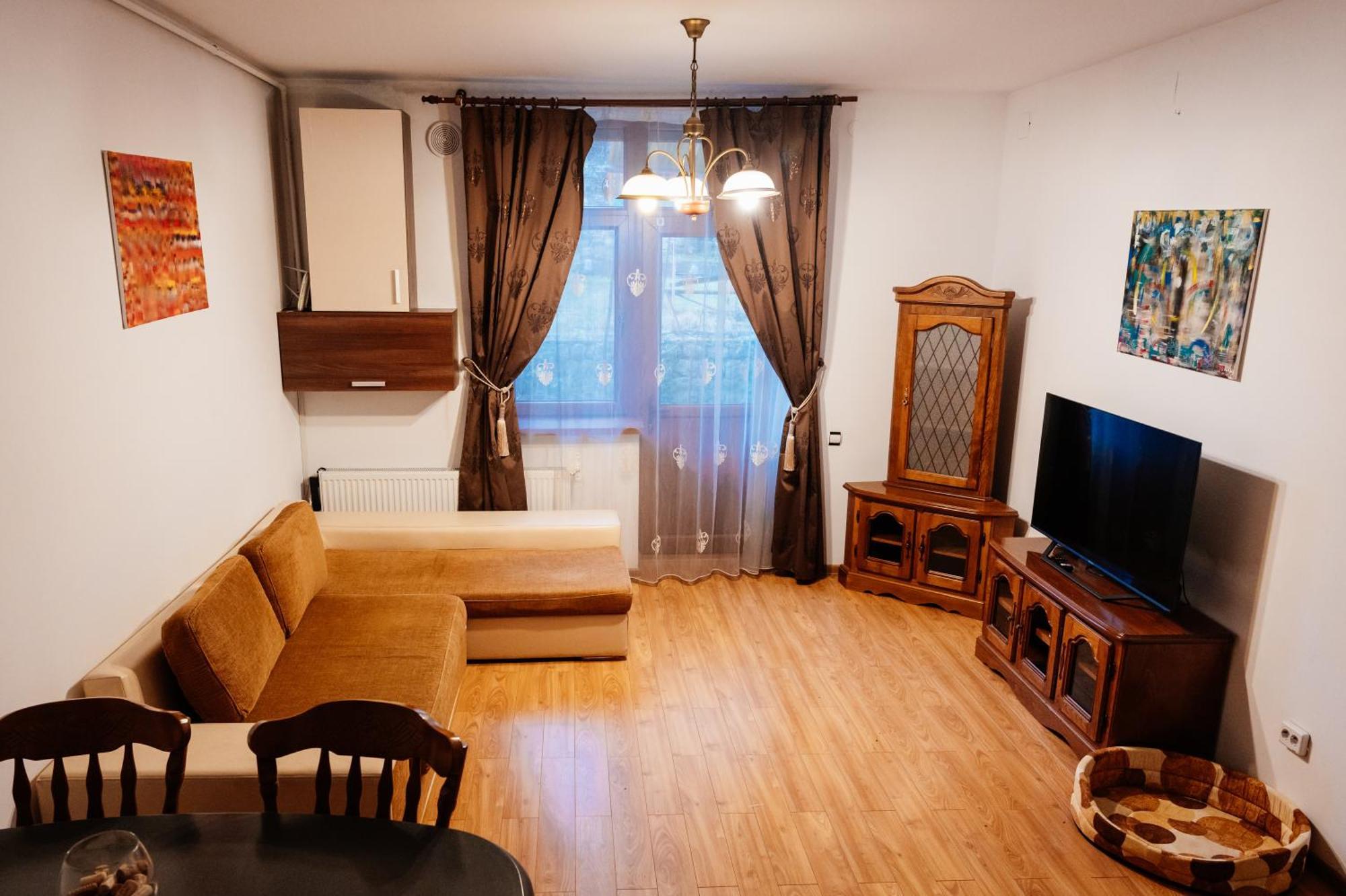 Maan Central Apartment Pet Friendly Location Brasov Ngoại thất bức ảnh